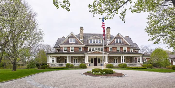 The home at 586 Round Hill Road in Greenwich is listed by Scott Elwell of The Fieldstone Group at Douglas Elliman.