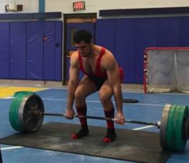 Moshe Klyman deadlifts at the Underground Training Powerlifting Competition.