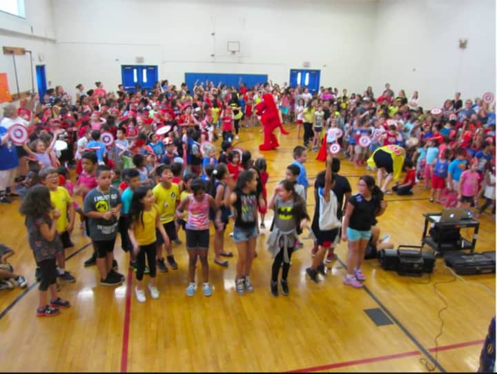 Hayestown Avenue School in Danbury kicks off its summer reading and math program with a pep rally.