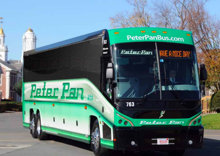 A transportation link using a Peter Pan bus will allow students at Naugatuck Valley Community College to travel between campuses in Danbury and Waterbury.