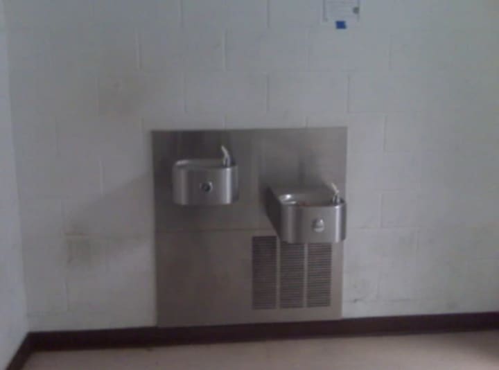 Water fountains are schools in North Rockland