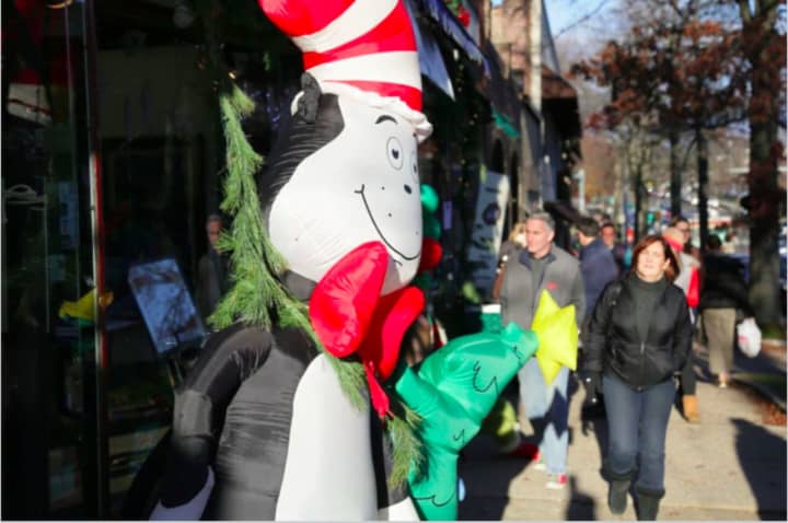 The eighth annual Greenwich Holiday Stroll Weekend presented by Whole Foods Market took place Saturday, Dec. 3 and Sunday, Dec. 4 throughout downtown and uptown Greenwich.