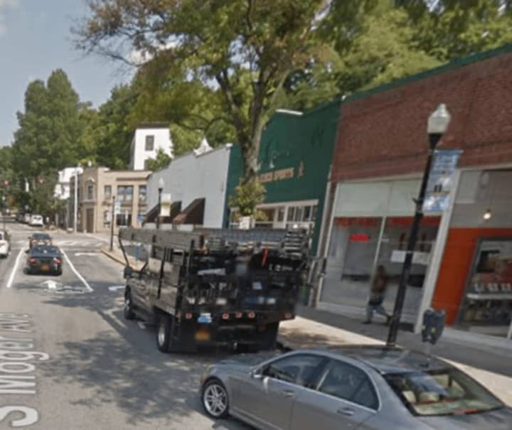 A restaurant on South Moger Avenue in Mount Kisco was temporarily closed by a gas leak.