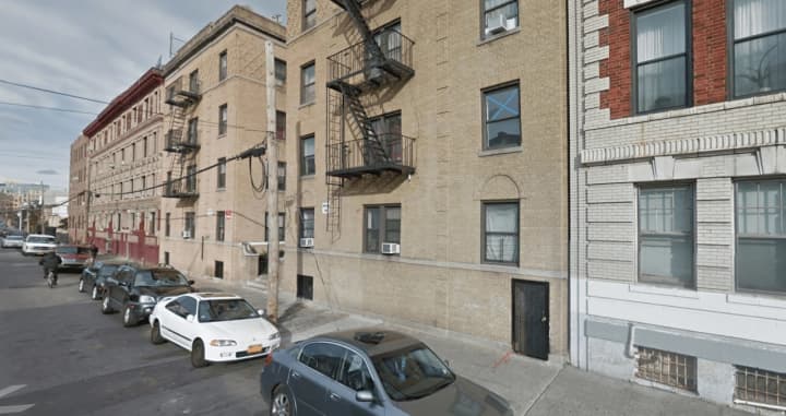 A man in Yonkers fired a gun at a woman during a domestic dispute at a Hamilton Avenue apartment complex.