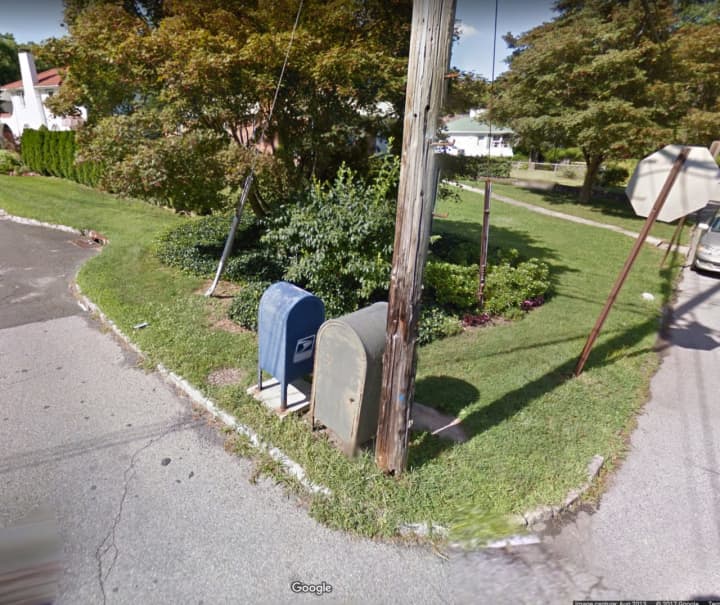 The mailbox located at Alta Vista Drive and Alpine Road in Yonkers.