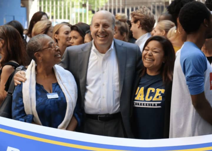 Marvin Krislov, Pace University&#x27;s newest president, was welcomed by students and faculty at the school&#x27;s Manhattan campus this month.