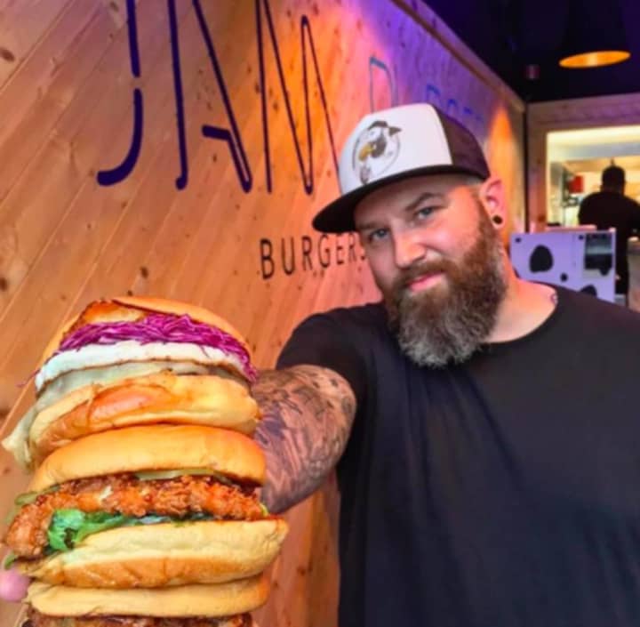 Instagram sensation Matt Savage (@inkaholic__) tries out Jam Burger in Garfield.