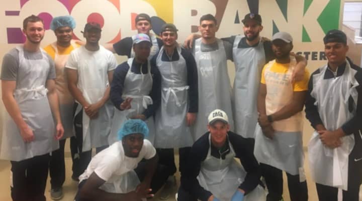 The Pace University men&#x27;s basketball team helped support food collection in Westchester County.