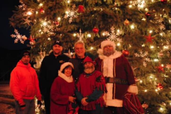 Santa at the lighting of Newburgh&#x27;s Broadway Christmas Tree.