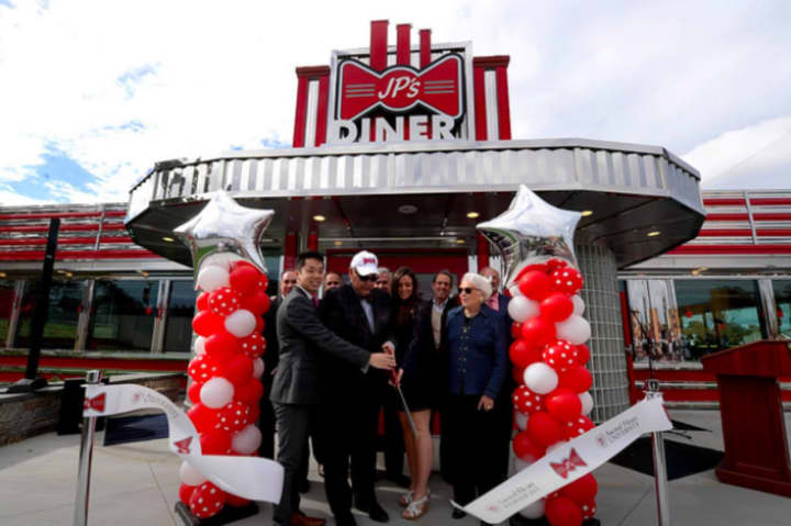 JP&#x27;s Diner is officially open for business at Sacred Heart University.