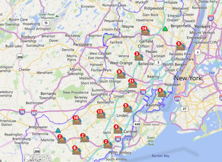 The PSE&amp;G outage map shows several customers without power in North Jersey.