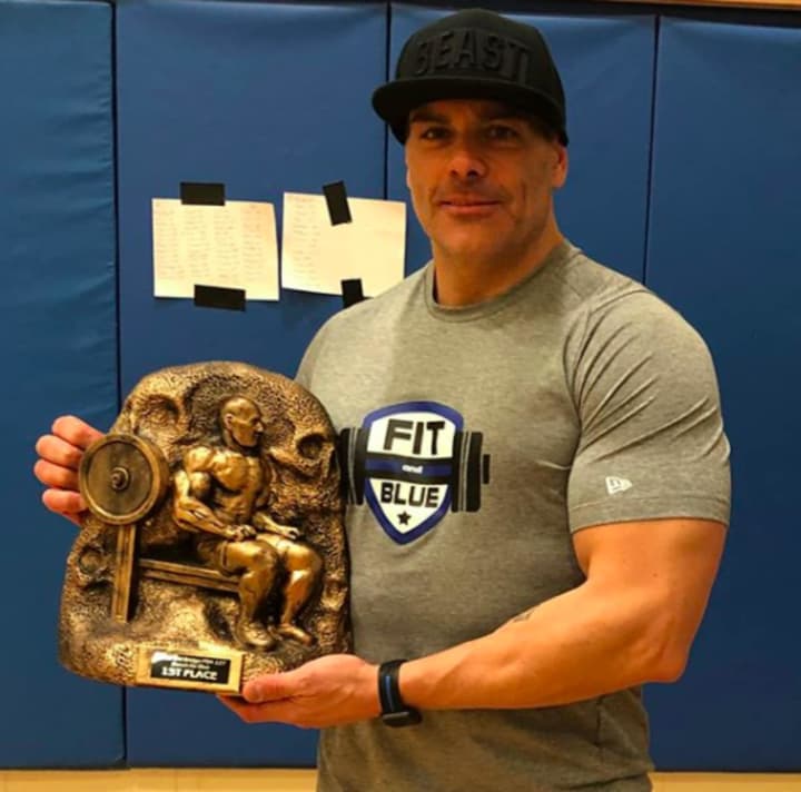 Fairview Police Chief Martin Kahn took first place at a bench press competition for law enforcement over the weekend.