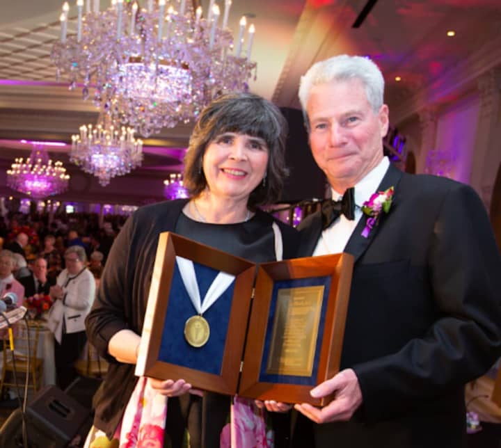 Dr. Mary Leahy, chief executive officer of Bon Secours Charity Health System, with Honoree Dr. Cary Hirsch.