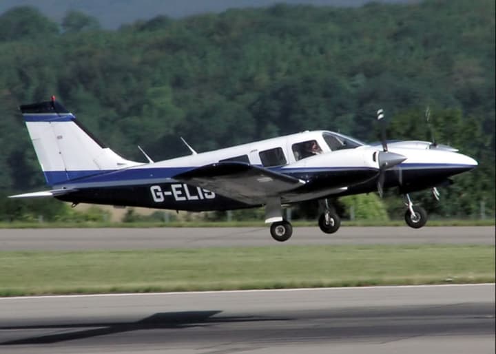 A Piper PA-34, similar to the one involved in the crash.