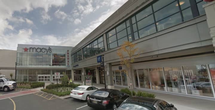 Macy&#x27;s in Nanuet plans to close its store early next year.