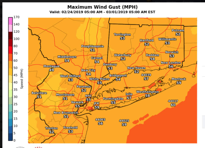 A look at maximum wind gusts.