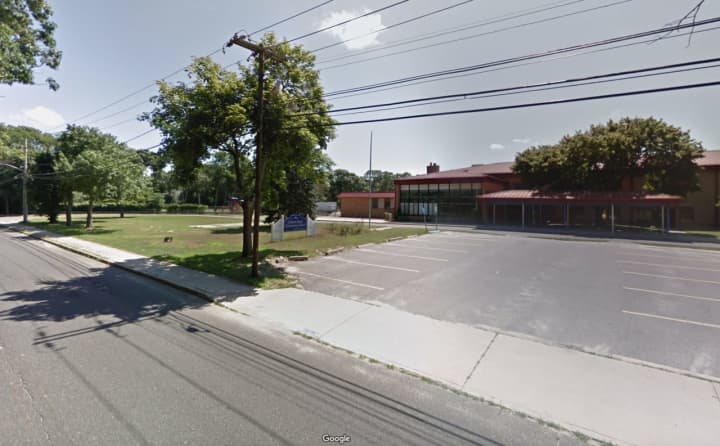 Oxhead Road Elementary School  in Centereach