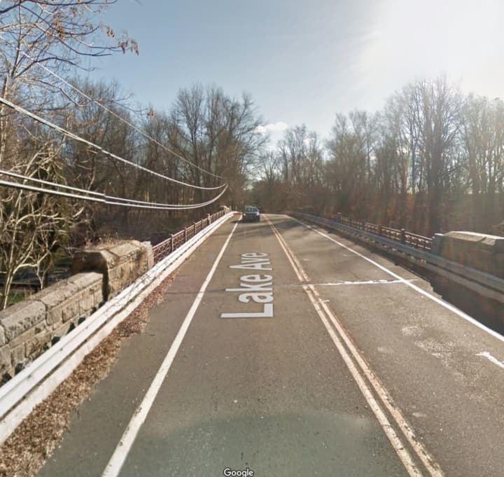 The Connecticut Department of Transportation announced the scheduled closure of the Lake Avenue Bridge over the Merritt Parkway in Greenwich beginning on June 21,