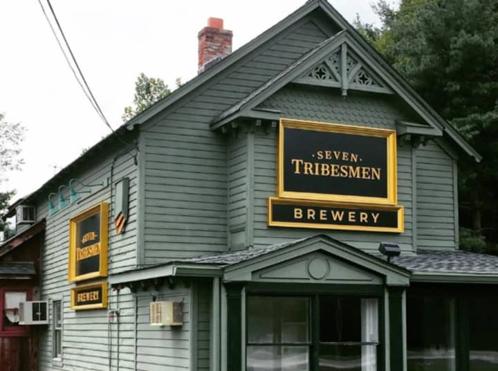 &quot;7 Tribesmen&quot; is replacing &quot;Woodworker&quot; on Route 23 in Wayne.