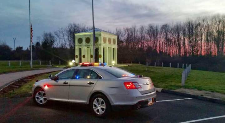 Connecticut State Police troopers will be stepping up enforcement efforts over the Thanksgiving holiday.