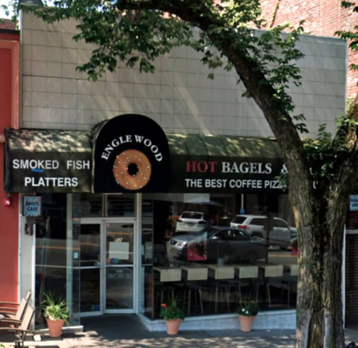Binghamton Bagel Cafe in Englewood is closed following an unsatisfactory health inspection rating.