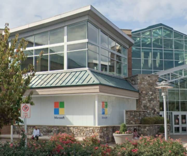 Microsoft Store in Bridgewater Township