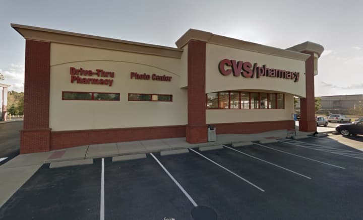 New Yorkers were turned away at CVS on Boston Post Road in Waterford as they sought the COVID-19 vaccine.