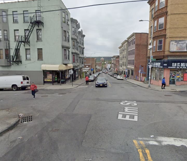 Shots rang out near the intersection of Elm Street and Oak Street in Yonkers on Thursday afternoon.