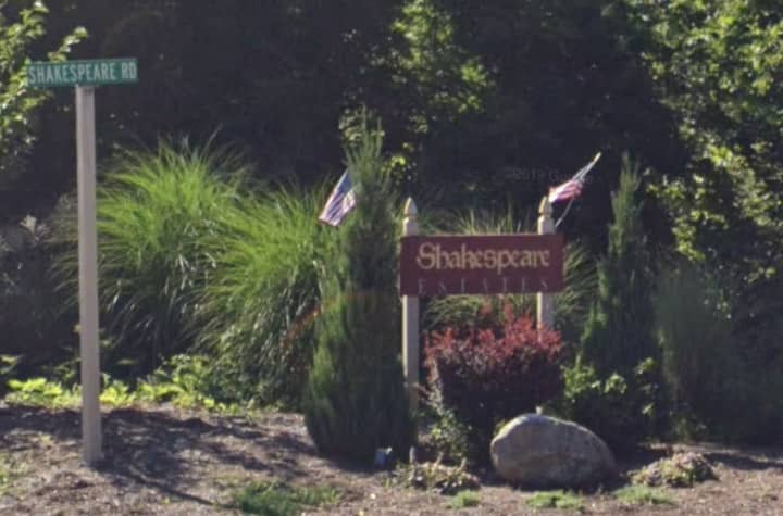 Shakespeare Estates in Independence Township