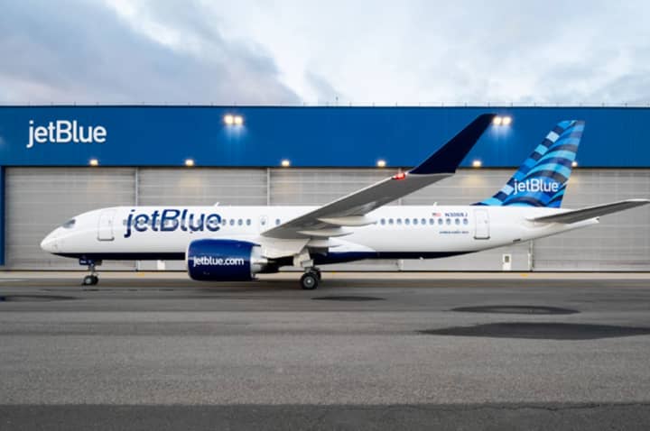 A JetBlue passenger tried storming the cockpit, grappled with half-a-dozen crew members, and then broke free from plastic zip ties during a flight from Boston to Puerto Rico earlier this week, FBI documents show.