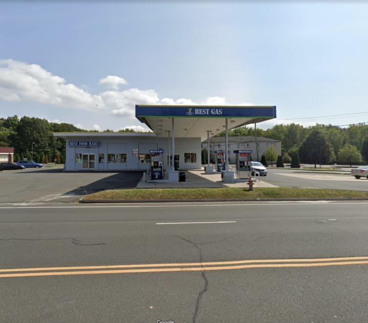 Best Gas at 134 Tolland Turnpike in Manchester, CT.