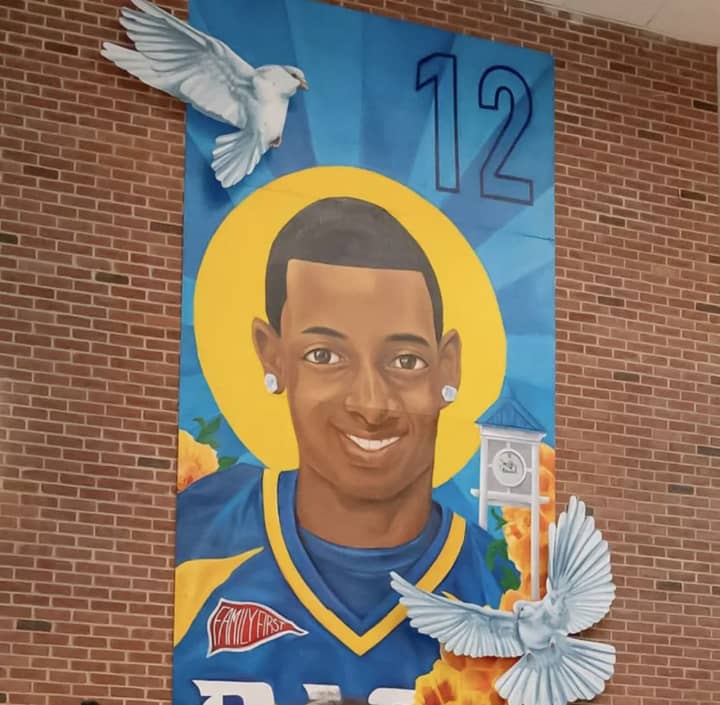 Pace University unveiled a mural in the Kessel Student Center to commemorate the memory of Danroy &quot;DJ&quot; Henry Jr