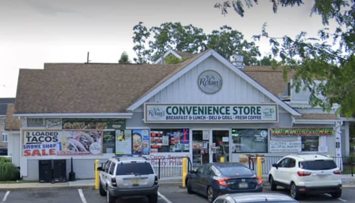 Robin’s Convenience Store Deli &amp; Grill