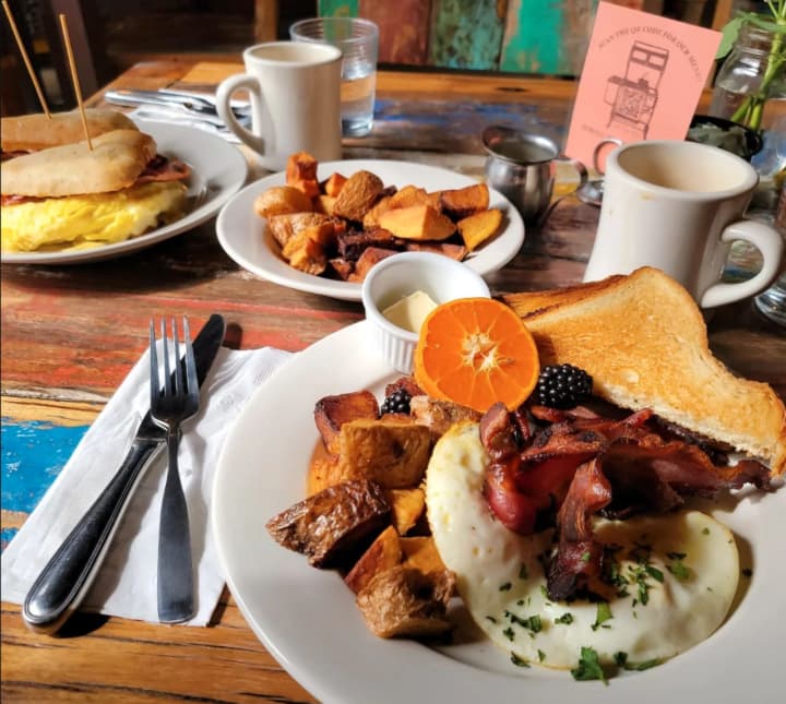 An iconic restaurant renowned for its farm-to-table brunch options is closing up shop at the end of the year after nearly two decades in Frenchtown.