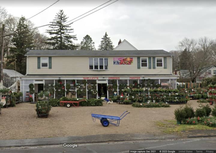 Shelley&#x27;s Garden Center, located in Branford, has permanently closed after 74 years in business.