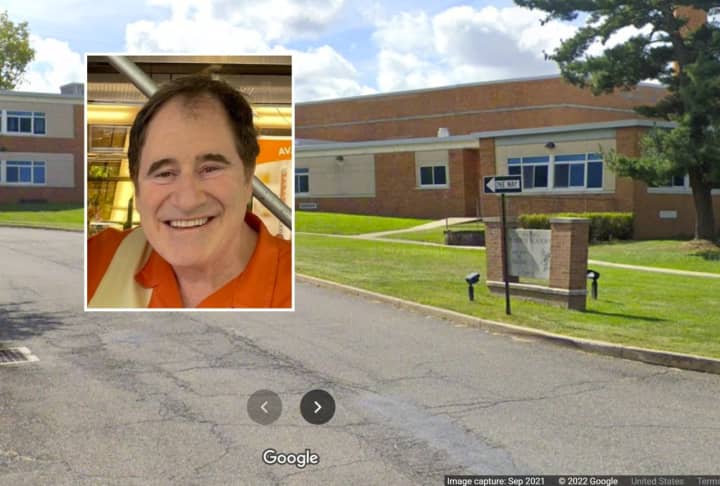 Actor Richard Kind will visit Pennsbury High School for a Q-and-A to raise money for the drama program.