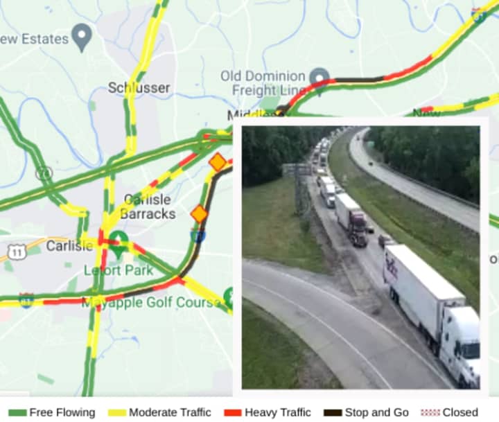 A traffic map showing the two crashes and a picture of the delays in the northbound lanes on Interstate 81.