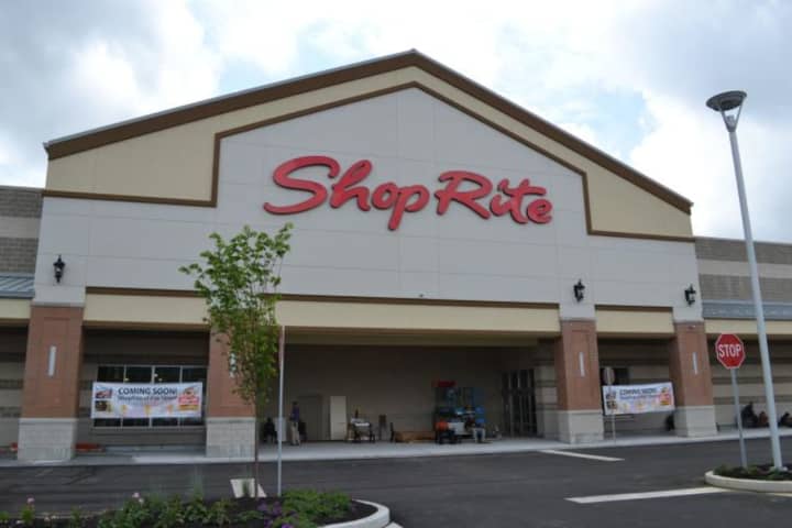 Constriction is moving forward on a ShopRite in Wyckoff.