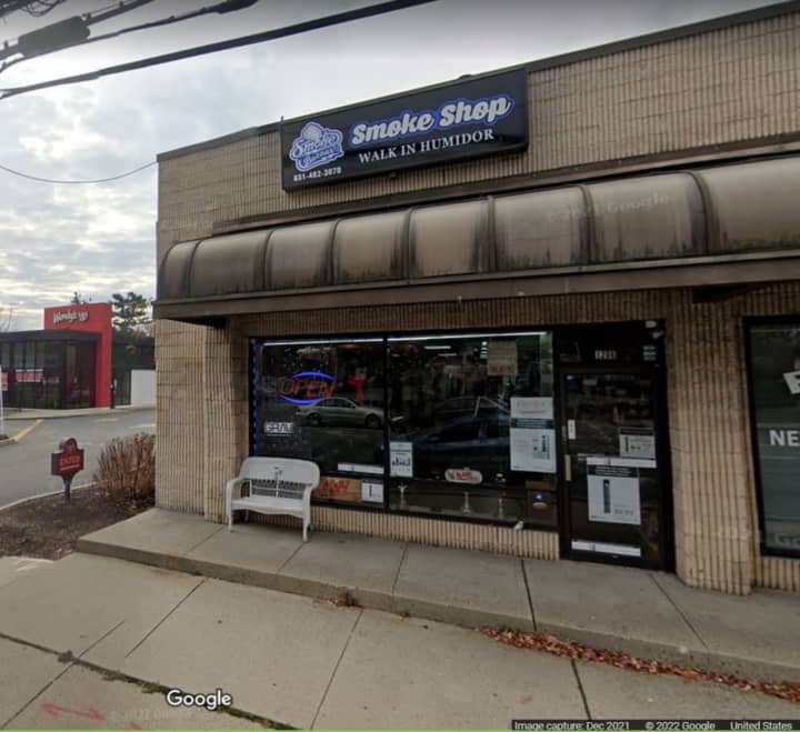 Smoke Bazaar Smoke Shop, located at 1206 East Jericho Turnpike in Huntington