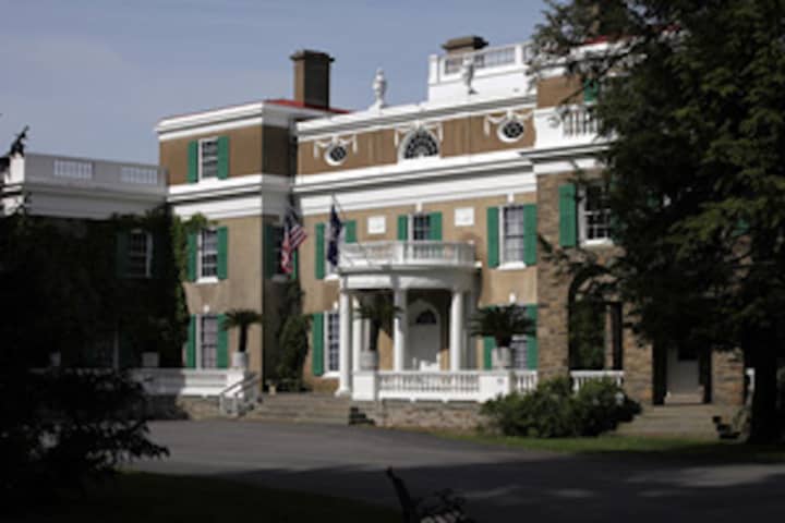 The National Parks Service, which is celebrating its 100th anniversary, will be waiving entry fees at Dutchess County historic sites such as Franklin D. Roosevelt&#x27;s home in Hyde Park on certain days this year.