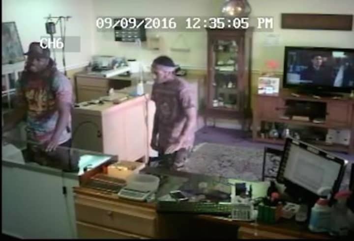 The two suspects in a robbery of a pawn shop in Norwalk Friday morning.