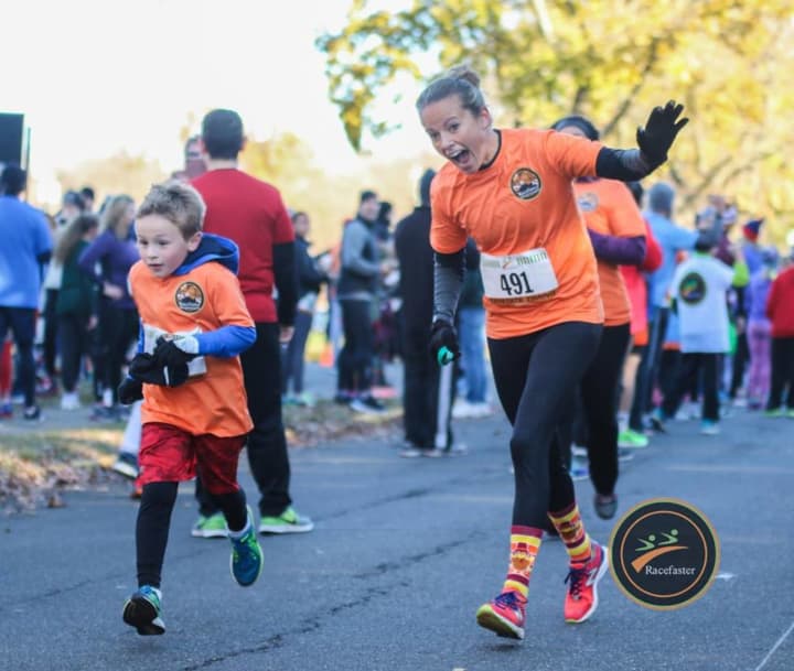 Get ready to run! Racefaster&#x27;s annual Thanksgivng Day race is coming up -- make it your family&#x27;s tradition.