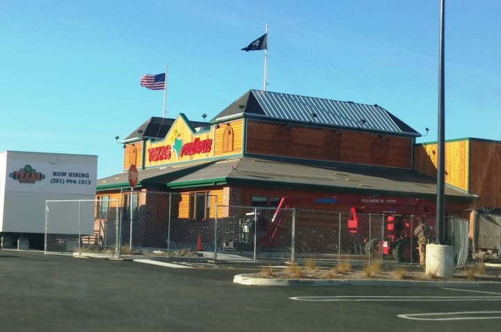 Bergen County&#x27;s first Texas Roadhouse is scheduled to open in February in Teterboro.