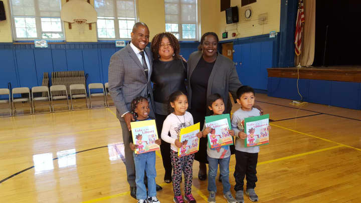 Each Tracey Elementary School student got a free copy of &quot;Lola at the Library.&quot;