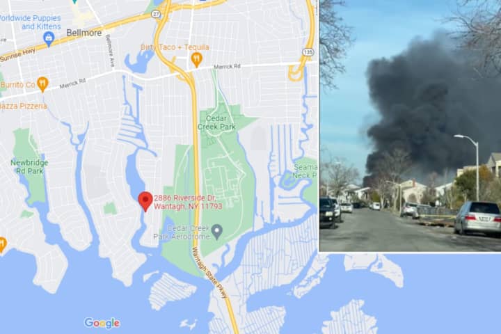 Multiple agencies responded to a boat fire in Wantagh on Riverside Drive (red pin) Thursday afternoon, Dec. 29.