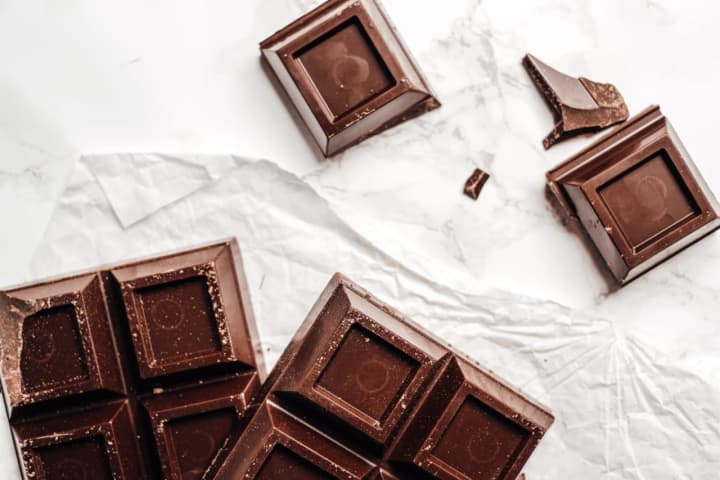 A New York man has filed a class action lawsuit against chocolate maker Hershey accusing the company of selling products that contain harmful levels of metals.