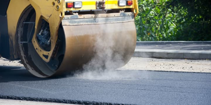 Police are warning of an uptick in driveway paving scams heading into spring.