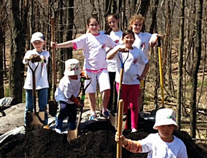 Family Volunteer Day brought out lots of helpers in 2015.