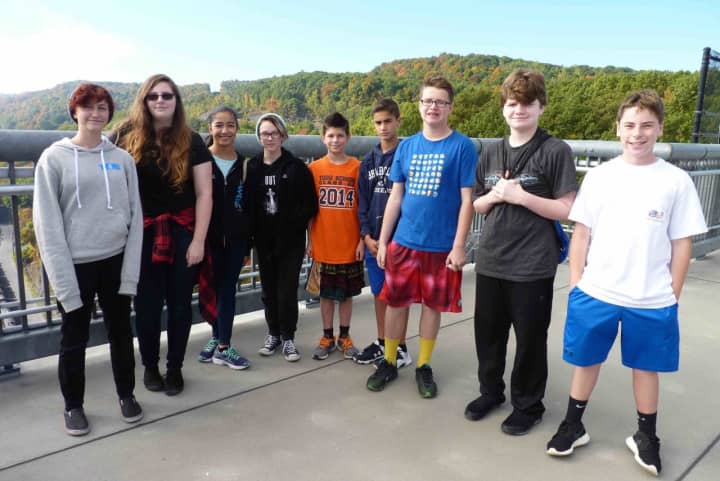 Briarcliff Middle School’s eighth-grade students connected history and science when they visisted the Walkway Over the Hudson in Poughkeepsie.