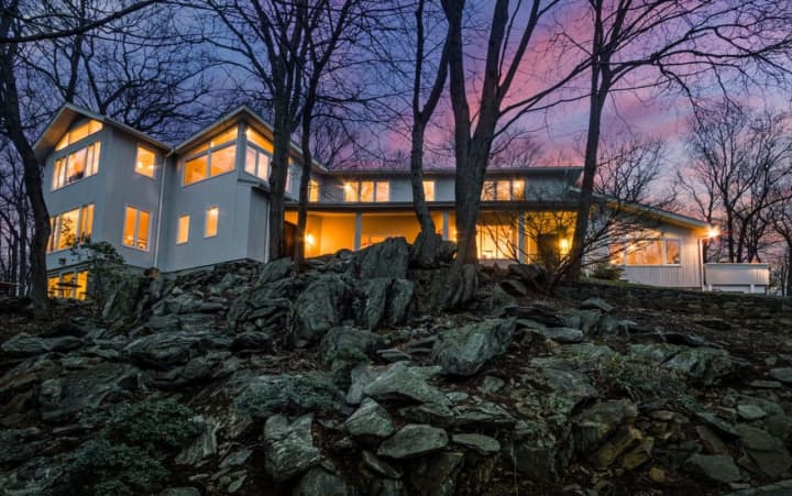 40 Mountain Peak Road offers Manhattan&#x27;s night lights from the highest point in Chappaqua.